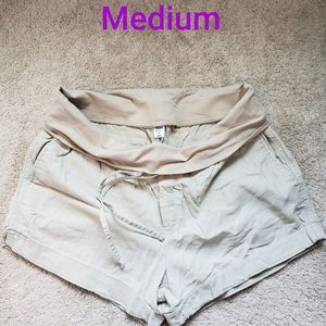 Maternity shorts